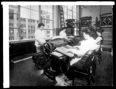 Bureau Eng. & Ptg., stamp perforating machines. Capacity 7,500 sheets daily, 400 stamps to each sheet, (1914) LCCN2016852703