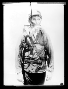 Bureau of Mines, life saving apparatus LCCN2016852040