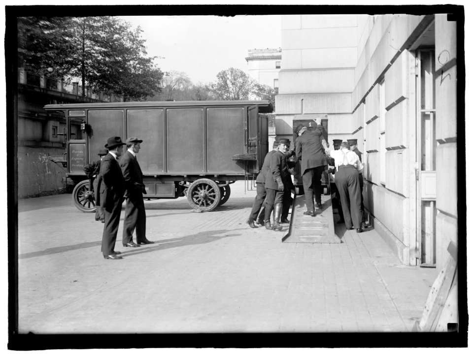 Bureau of Printing and Engraving truck LOC hec.01612
