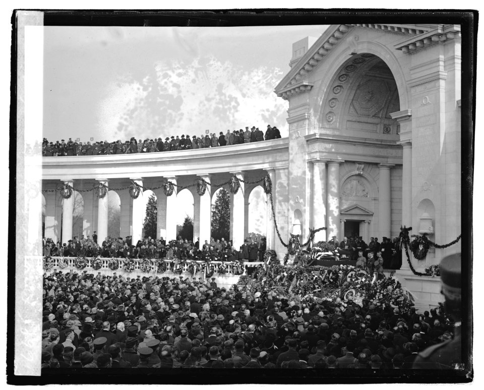 Burial of an unknown soldier LOC npcc.05343