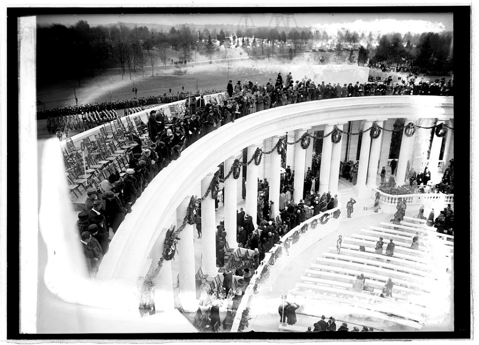 Burial of an Unknown soldier, (11-9-21) LCCN2016845785
