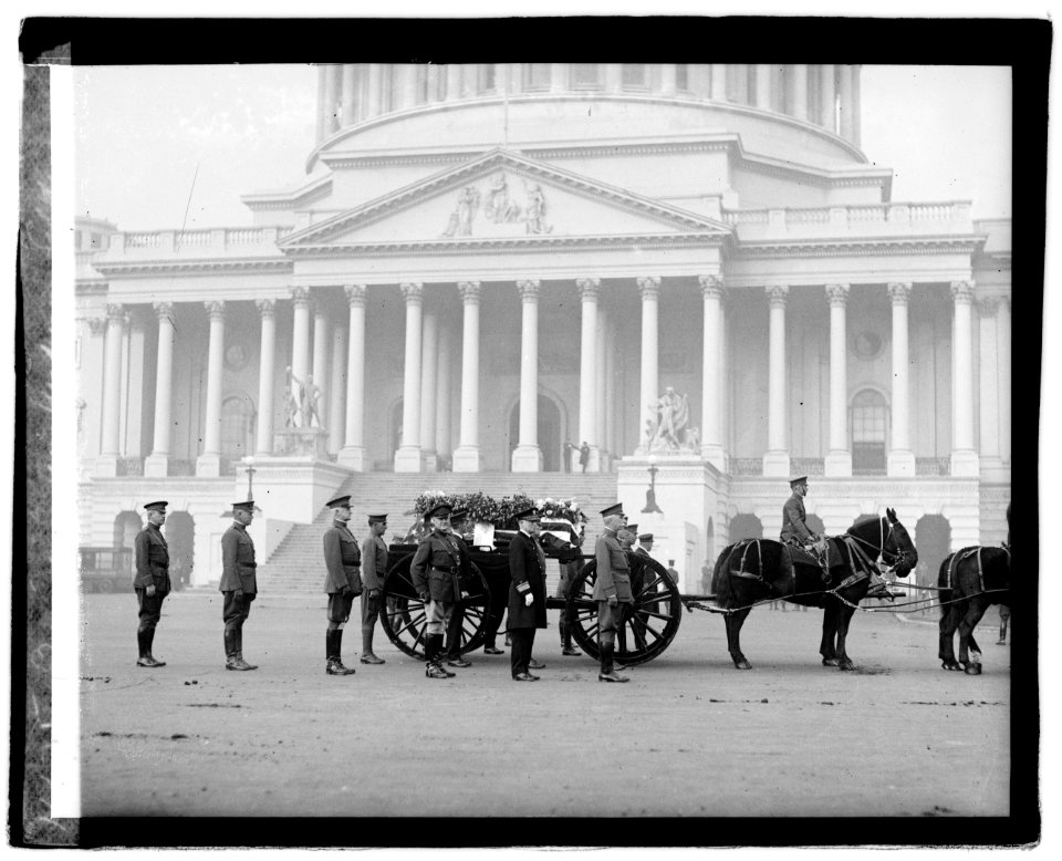 Burial of an unknown soldier LOC npcc.05333