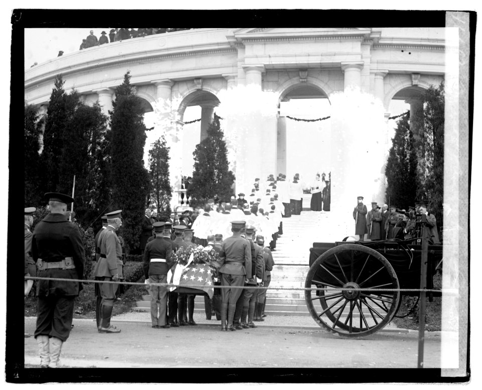 Burial of an unknown soldier LOC npcc.05341