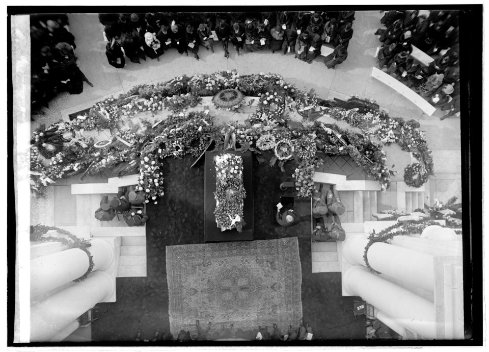 Burial of an Unknown soldier, (11-9-21) LCCN2016845788