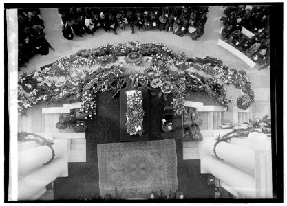 Burial of an Unknown soldier, (11-9-21) LCCN2016845788