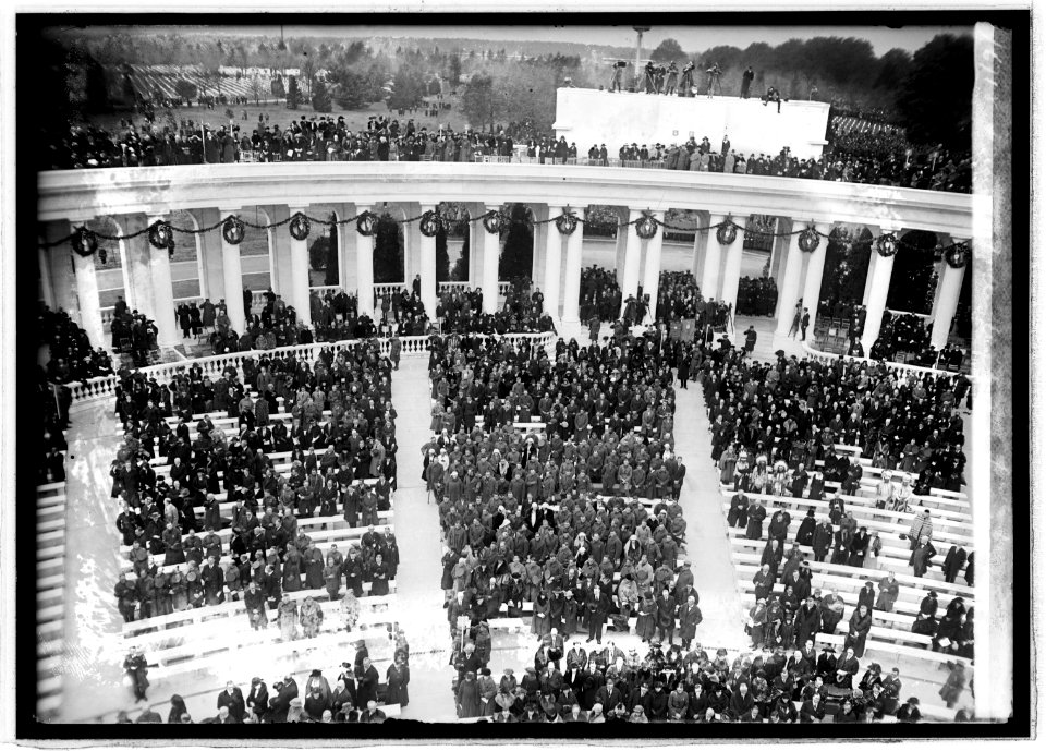 Burial of an Unknown soldier, (11-9-21) LCCN2016845784