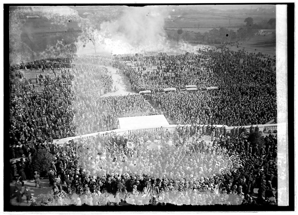 Burial of Unknown soldier, (11-9-21) LCCN2016845795