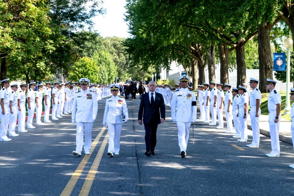 Burial of John McCain 180902-N-OI810-552 (30567733638)
