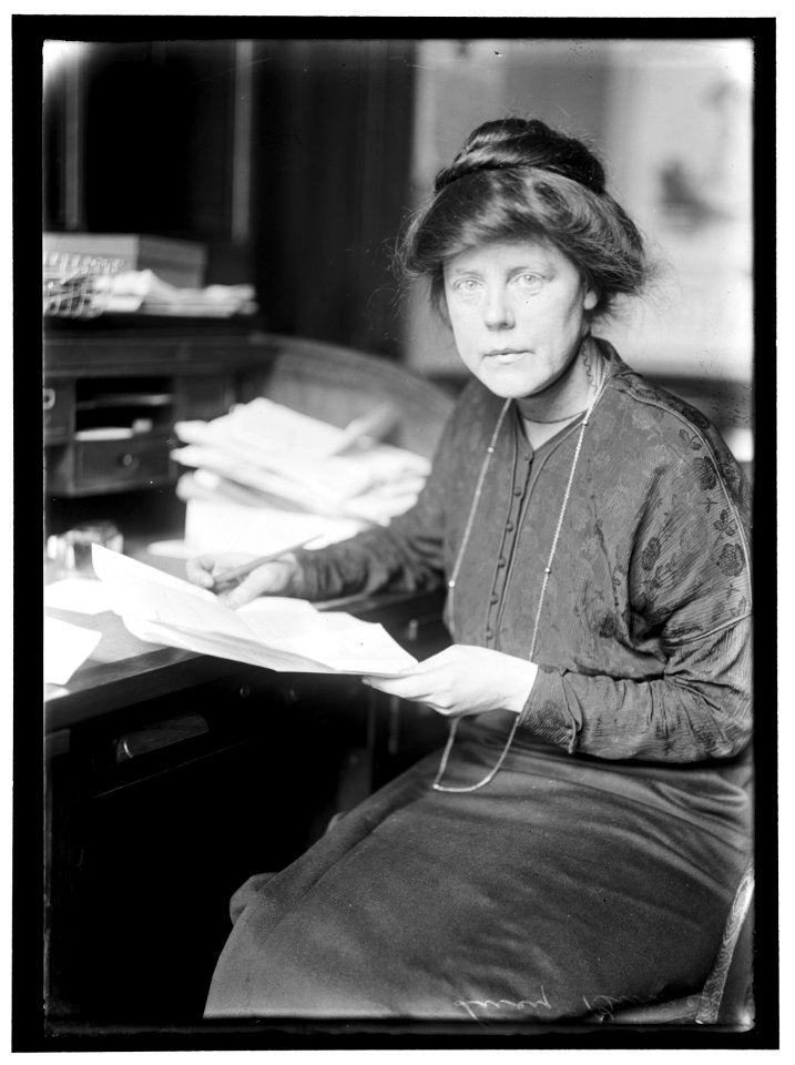 BURNS, MISS LUCY. OF C.U.W.S. LCCN2016865295