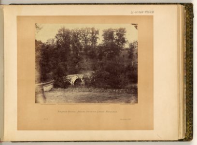 Burnside bridge, across Antietam Creek, Maryland - Alex. Gardner, photographer. LCCN2002713093