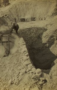 Burton Tutankhamun tomb photographs 1 045
