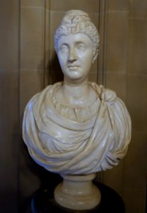 Bust - Chatsworth House - Derbyshire, England - DSC02979 photo