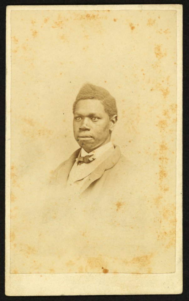 Bust portrait of an unidentified African American man, facing left) - A. Yeaw ; M. H. Lufkin LCCN2010647816