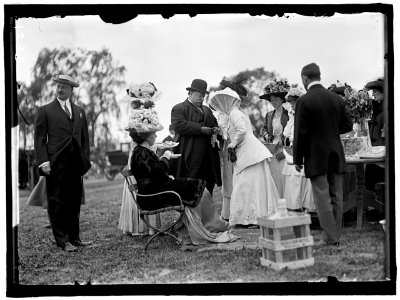BUTT, ARCHIBALD WILLINGHAM. MILITARY AIDE TO PRESIDENT TAFT. GARDEN FETE WITH PRESIDENT AND MRS. TAFT LCCN2016863754