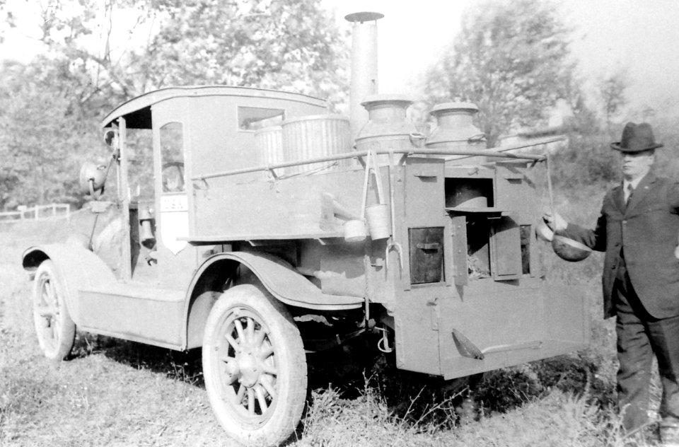 Buzzacotts Army Kitchen, December 13, 1917, WWI (30570524893)