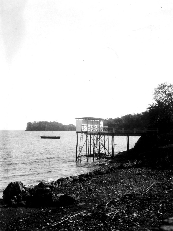 Byavträdet i San Miguel. Pearl Islands. Panama - SMVK - 004133