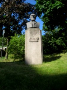 Byst av Anders Petter Löfström, Sundbybergs grundare, utförd 1944 av Carl Fagerberg, 2018b