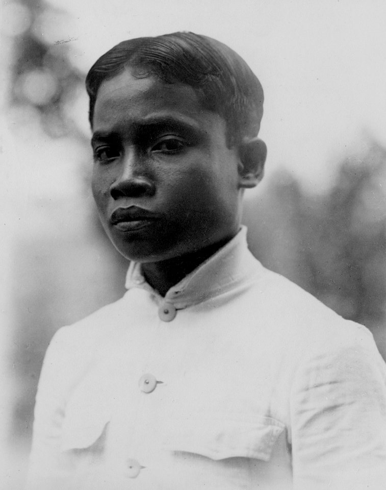 Byskollärare. Sulawesi, Kulawi. Indonesien - SMVK - 000231