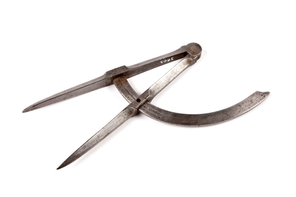 Bågcirkel av stål - Skoklosters slott - 92654