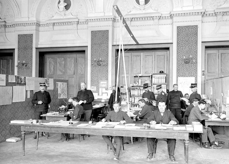 Büros der Endetappe - CH-BAR - 3238442