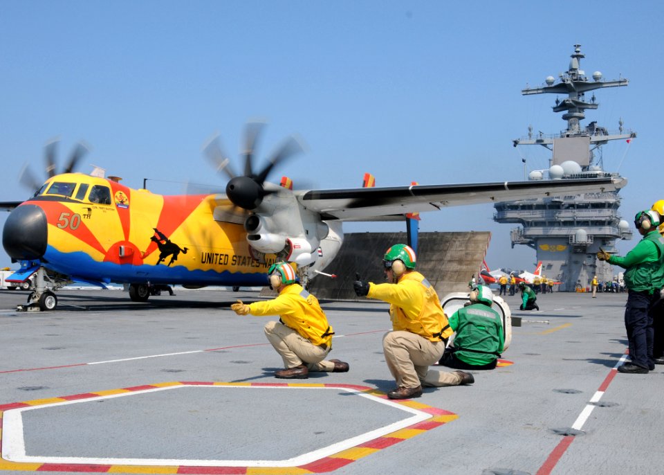 C-2A 50 years VRC-40 on CVN-77 2010