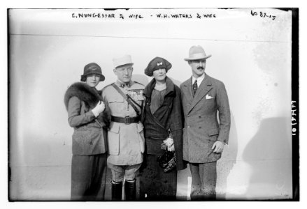 C. Nungesser & wife - W.H. Waters & wife LCCN2014716633