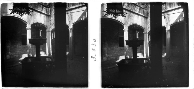 Claustre de la Casa de l ' Ardiaca de Barcelona