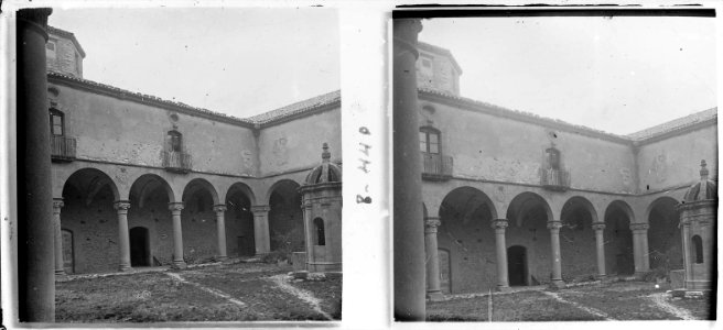 Claustre de l´església de Sant Ramon de Portell