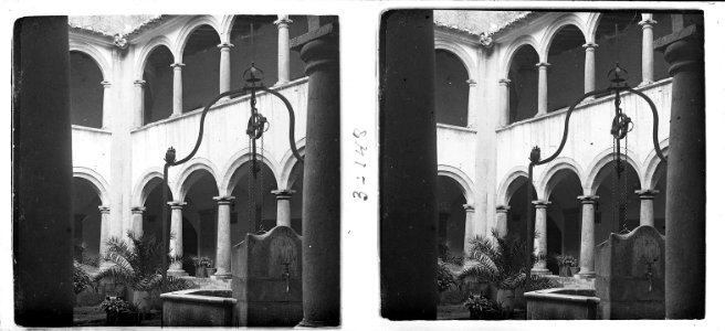 Claustre del convent de Sant Sebastià de la Bisbal