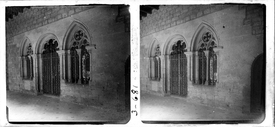 Claustre del monestir de Sant Pau del Camp de Barcelona