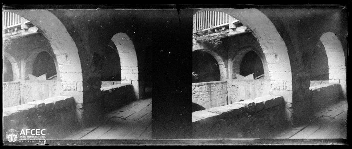 Claustre del Monestir de Sant Pere de la Portella