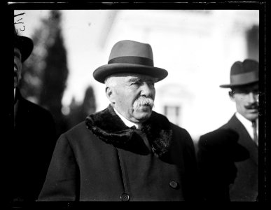 Clemenceau at White House LCCN2016891894