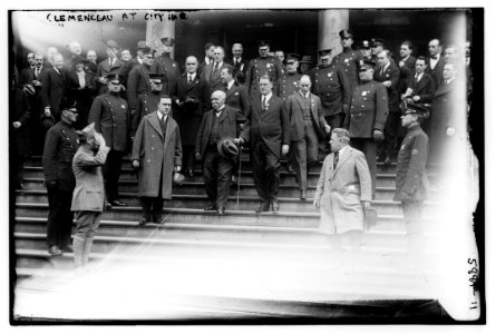 Clemenceau at City Hall LCCN2014715401