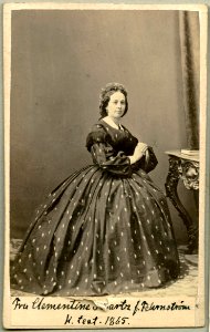Clementine Swartz, porträtt - SMV - H8 089