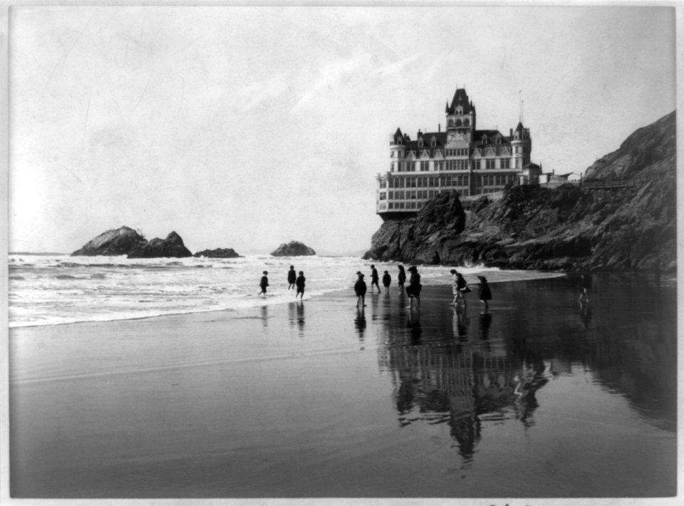 Cliff House, San Francisco LCCN2002717845