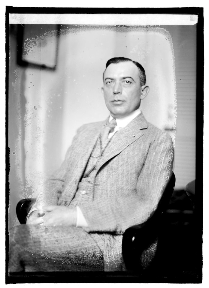 Clifford Ireland, Ill. LCCN2016845229