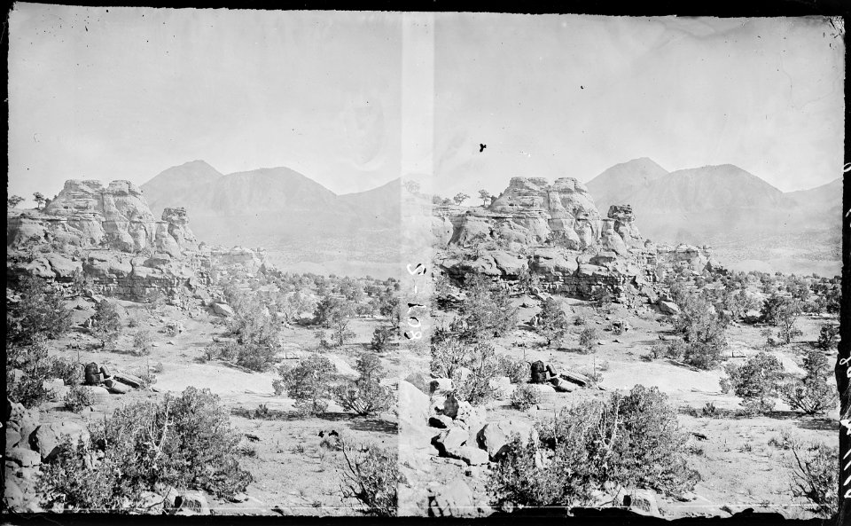 Cliffs near the cave dwellings. Ute Peak. Sierra el Late. Colorado. - NARA - 517582