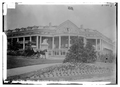 Clifton House - Niagara Falls, Canada LCCN2014696305