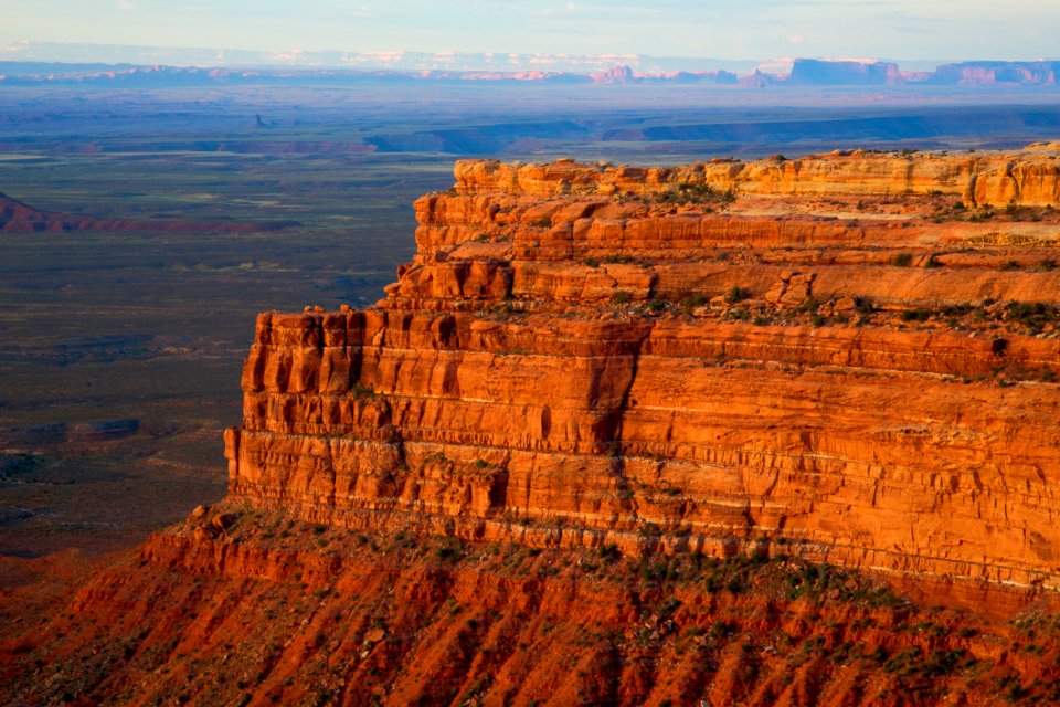 Cliff side at Cedar-mesa in valley-of-the-gods