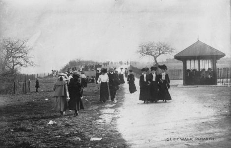 Cliff Walk, Penarth (4786032)