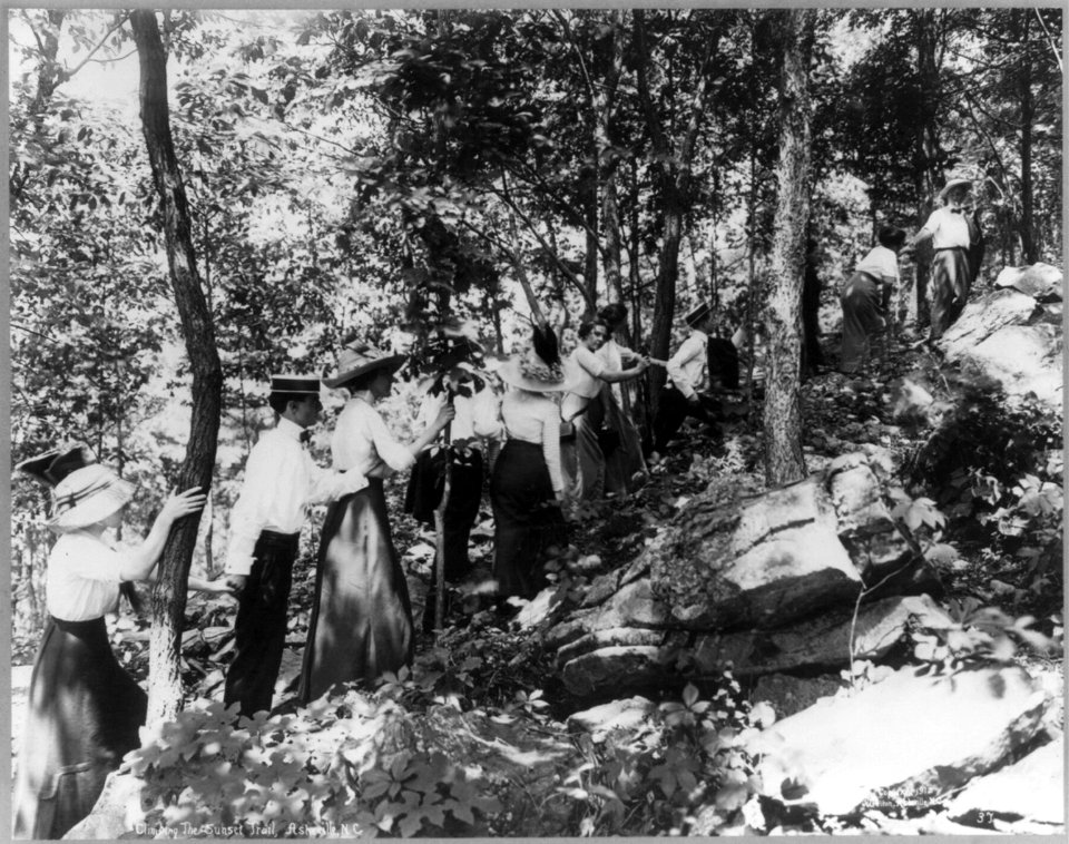 Climbing the Sunset Trail, Asheville, N.C. LCCN2003663491