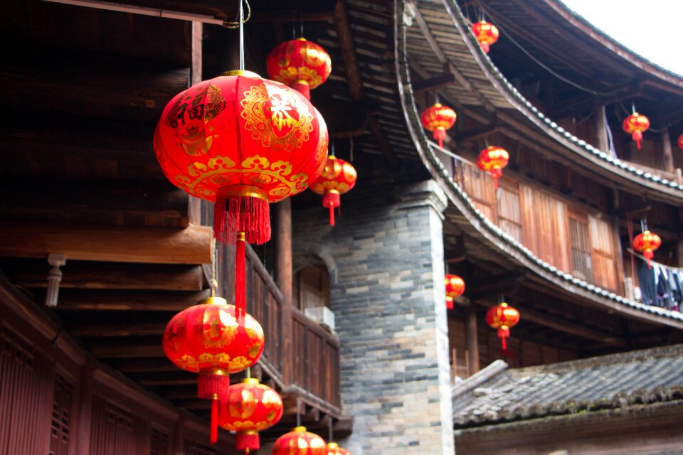 Fujian earth building lantern