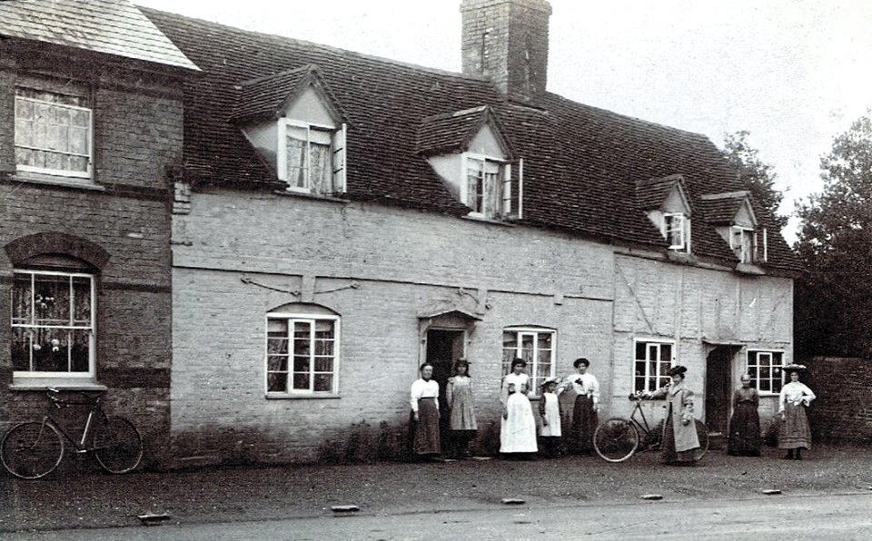 Clophill, Bedfordshire, England. c.1700 listed cottages
