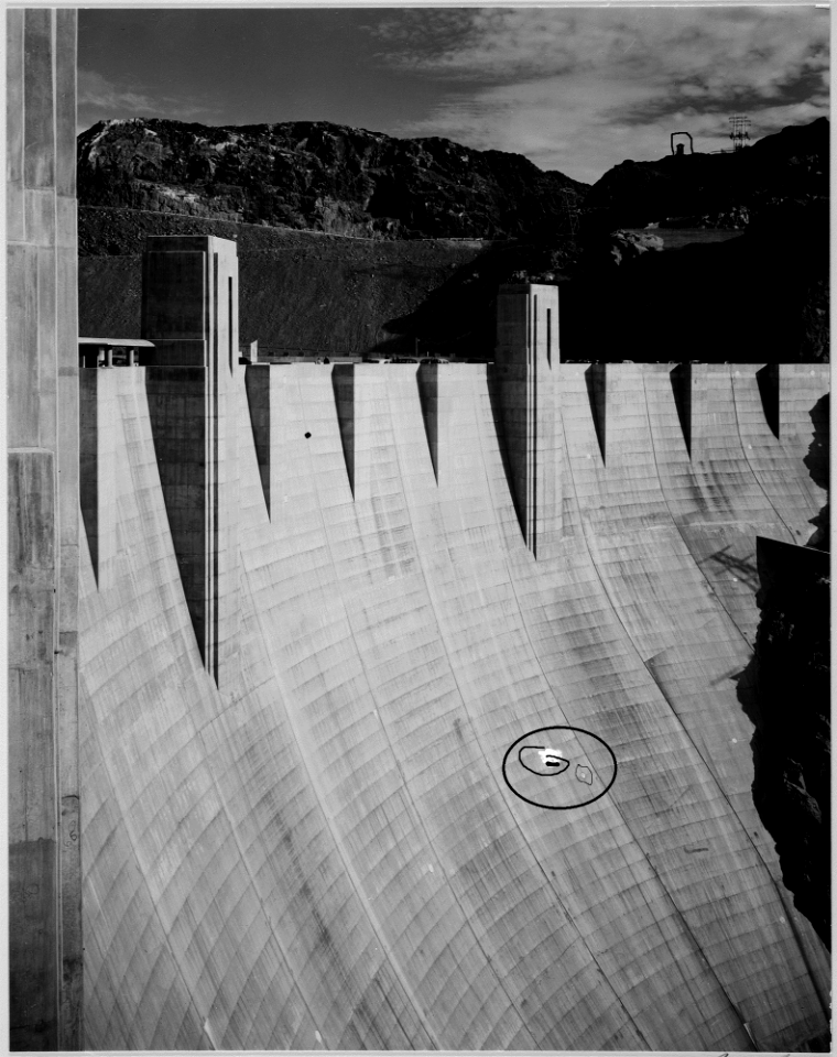 Close-Up Photograph of Boulder Dam - NARA - 519840 page5