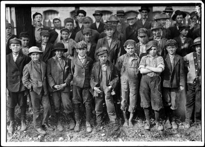 Closing hour, Saturday noon, at Dallas Mill. Every child in photo, so far as I was able to ascertain, works in that... - NARA - 523354