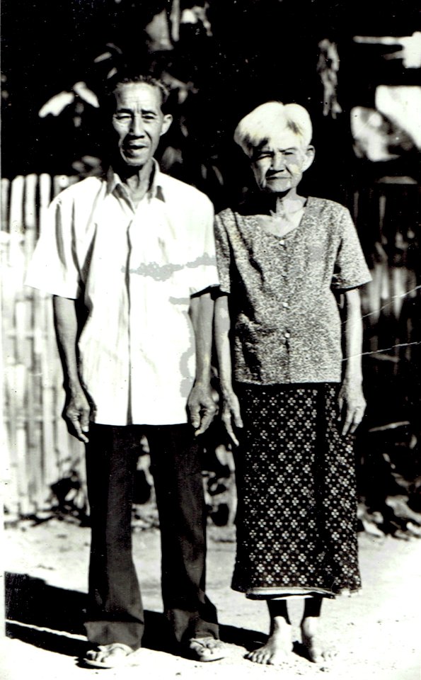 Clothing of Ban Khung Taphao