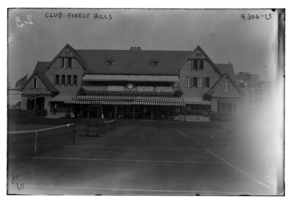 Club - Forest Hills LCCN2014705321