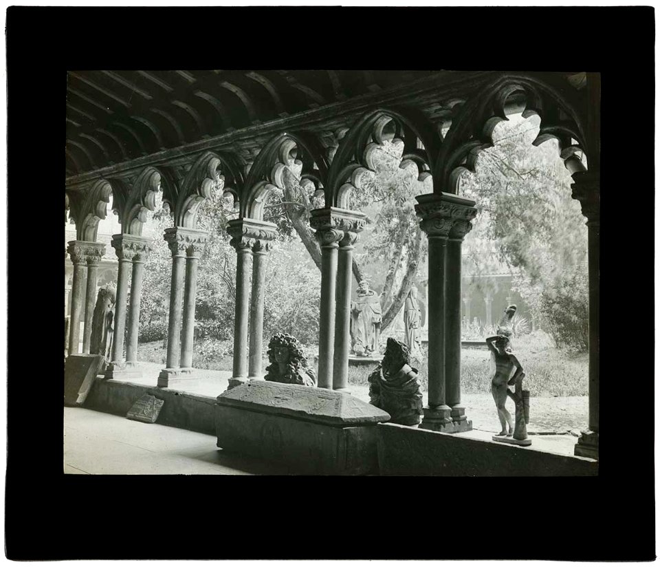 Cloître - Musée des Augustins. - FRAC31555 18Fi159