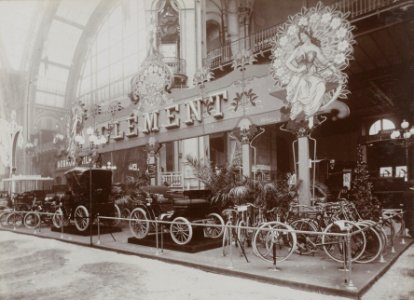 Clément au salon de l'automobile, du cycle, et des sports (1901)