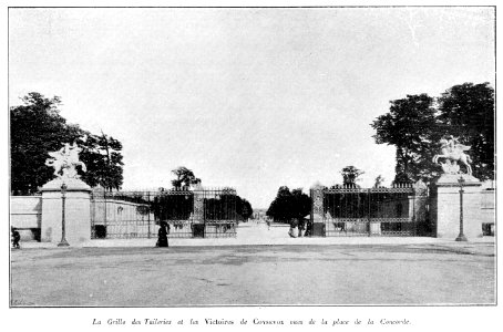 Clément Maurice Paris en plein air, BUC, 1897,063 La Grille des Tuileries et les Victoires de COYSEVOX vues de la place de la Concorde